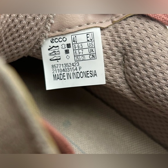ECCO  Size 9 - 9.5 Soft Classic Retro Tie Trainers Sneaker Shoes Grey Rose - Picture 12 of 14